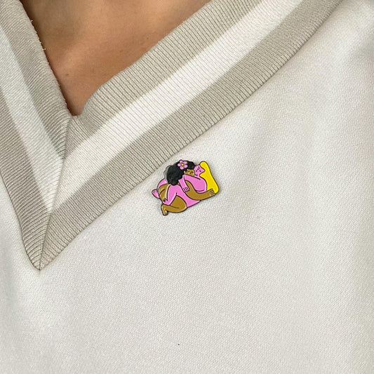 Lovers Pin - cutesy2k