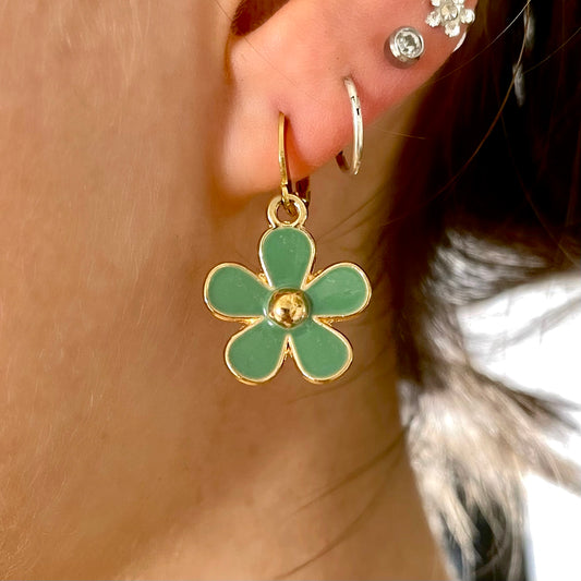 Friendly Flower Earrings