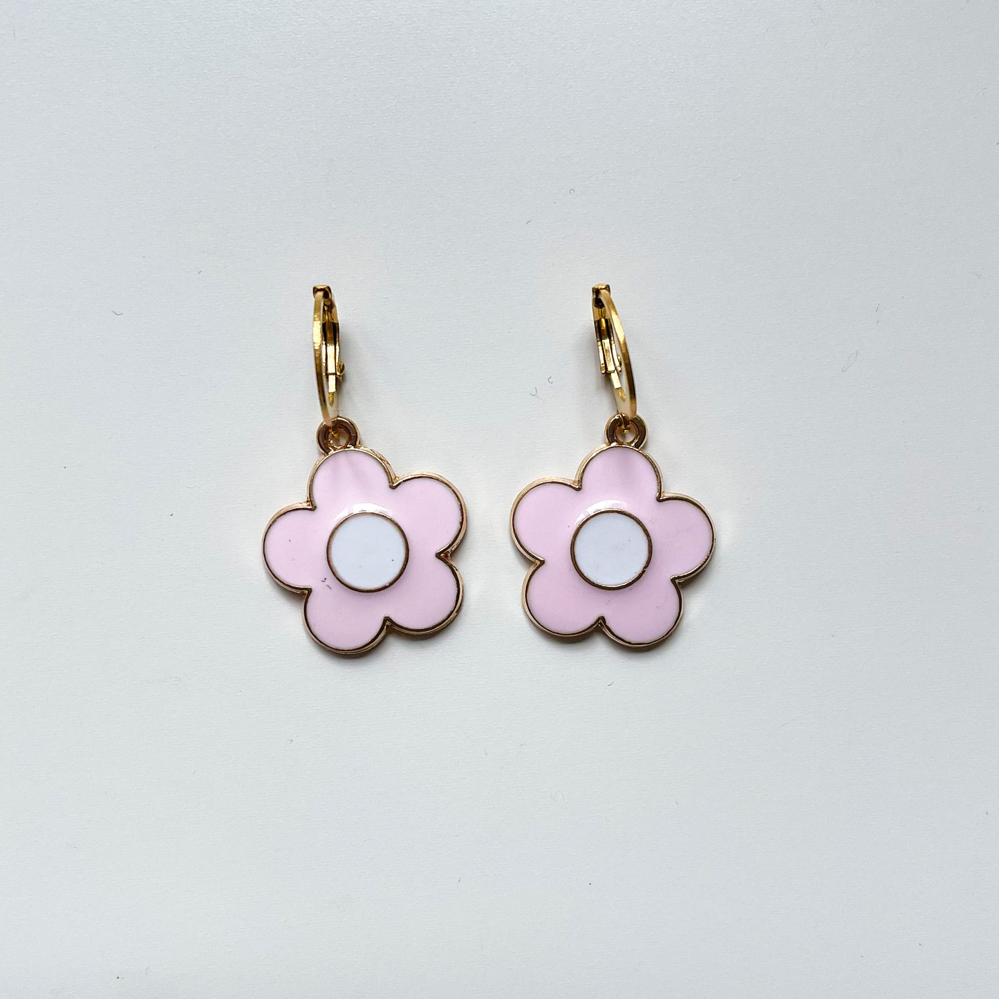 Lazy Daisy Earrings