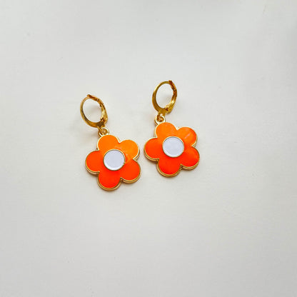 Lazy Daisy Earrings